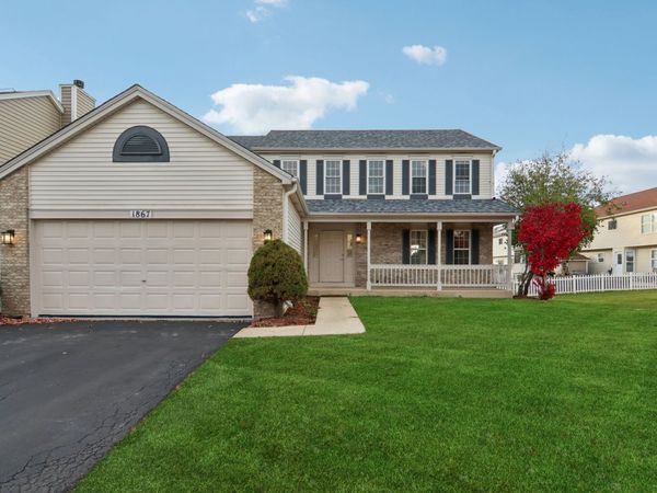1867 Lake Shore Drive, Romeoville, IL 60446