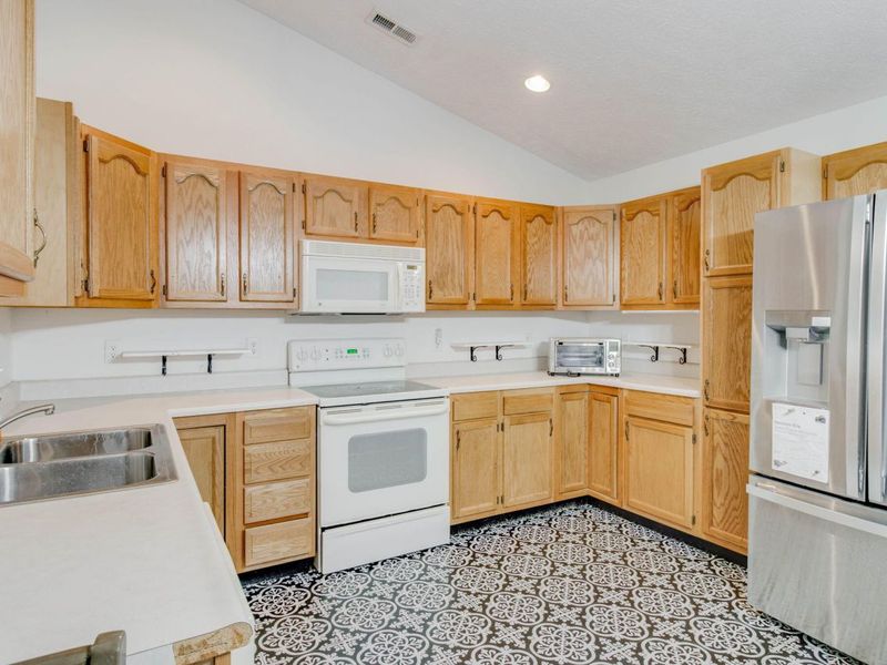 4214 Pheasant Court, Huber Heights, OH 45424 Photo 10