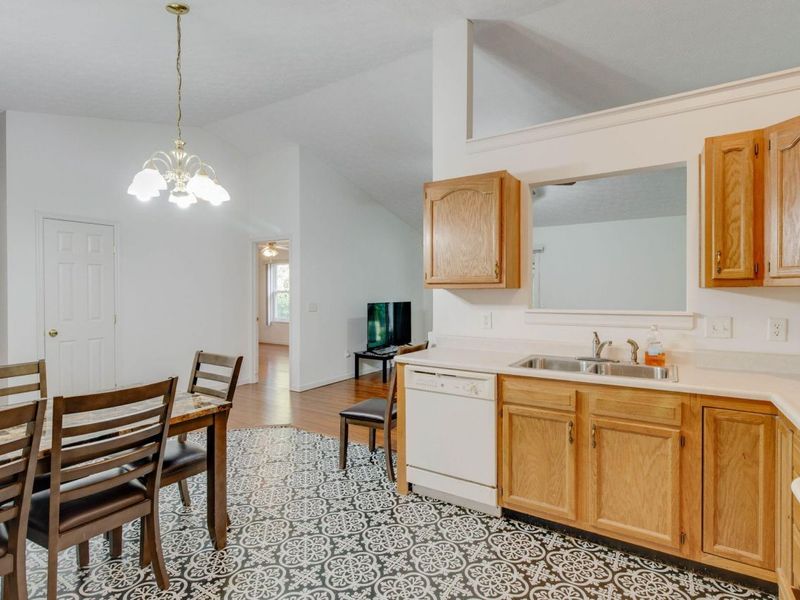 4214 Pheasant Court, Huber Heights, OH 45424 Photo 6