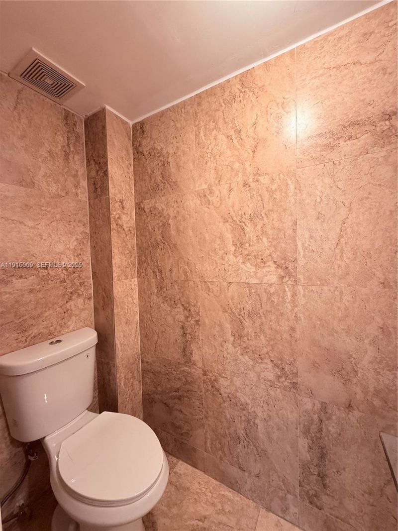 6603 Winfield Blvd, Unit B8, Margate, FL 33063 Photo