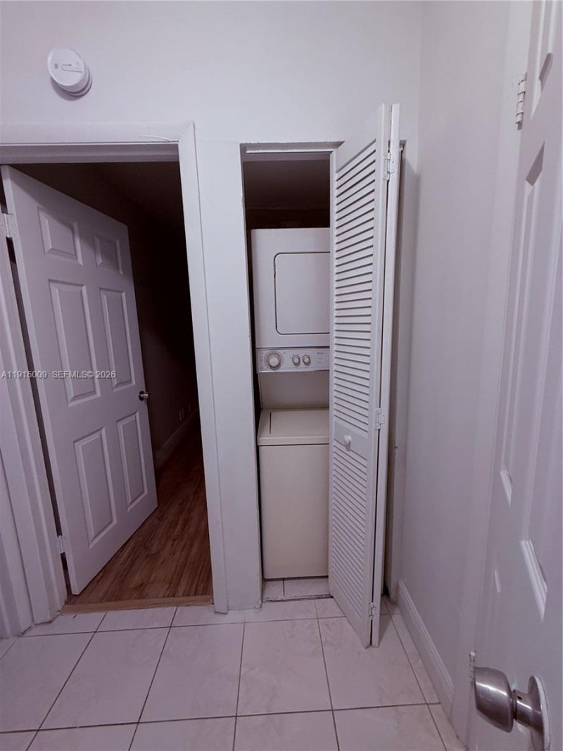 6603 Winfield Blvd, Unit B8, Margate, FL 33063 Photo