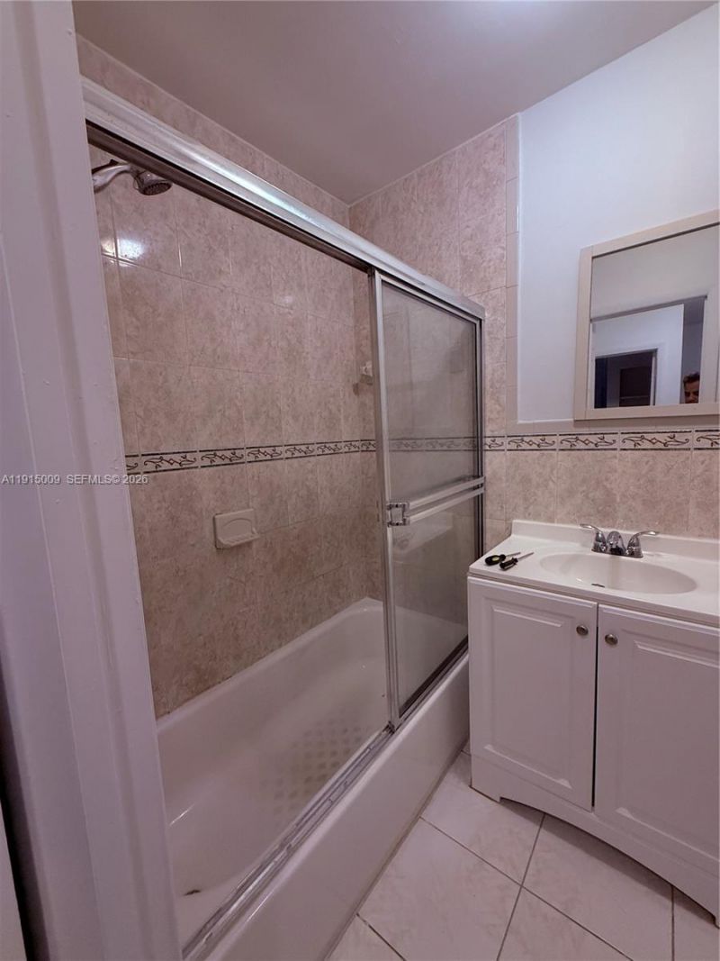 6603 Winfield Blvd, Unit B8, Margate, FL 33063 Photo