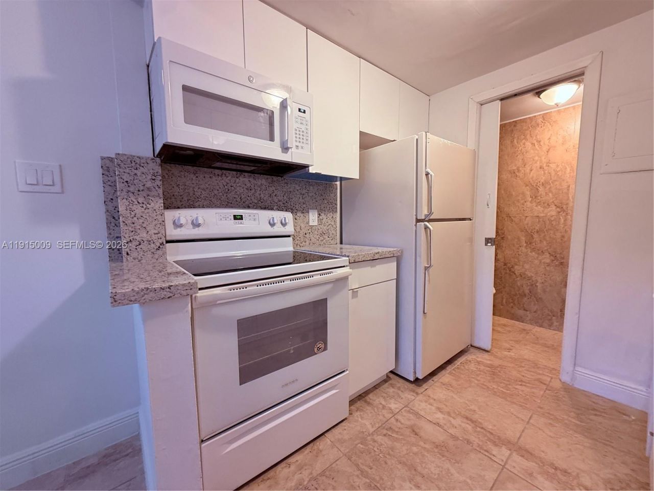 6603 Winfield Blvd, Unit B8, Margate, FL 33063 Photo