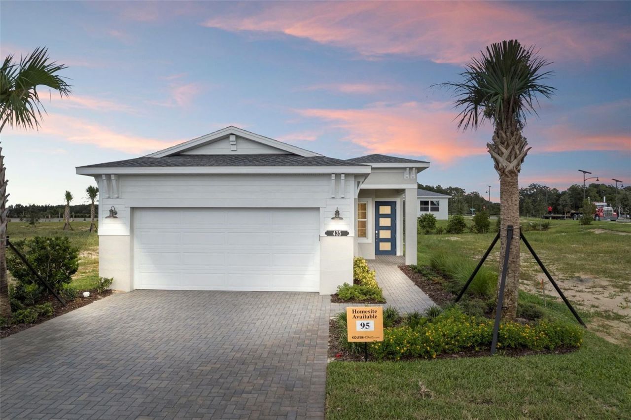 435 Verona Way, Lady Lake, FL 32159 Main Photo