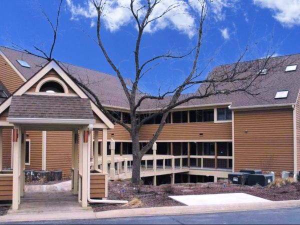 C11 Long Bay Point Drive, Unit 1, Galena, IL 61036