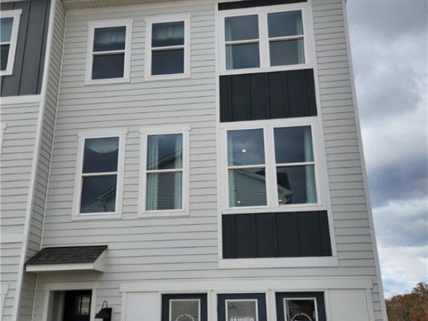 9702 Hopkins Street, Unit 35, Wexford, PA 15090