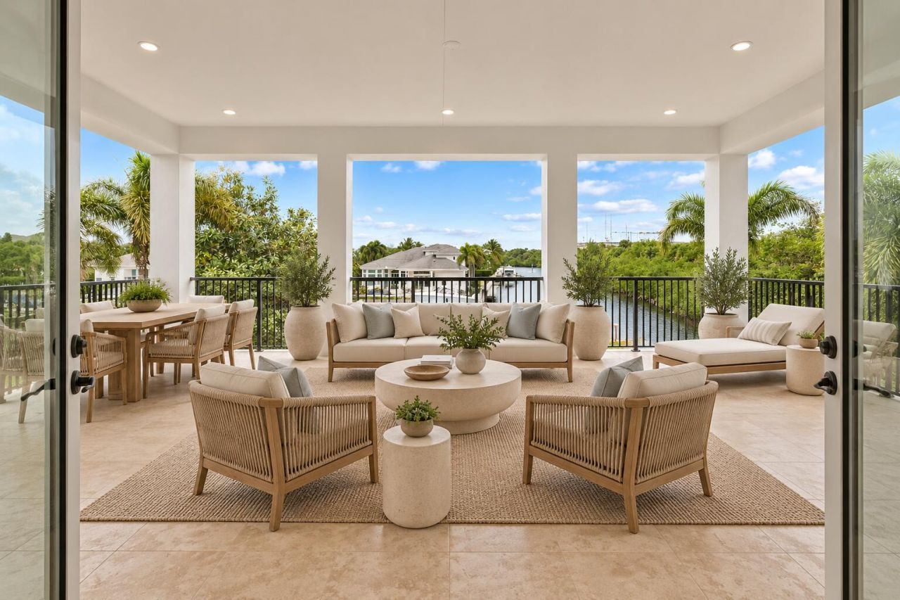 13965 Willow Cay Drive, Juno Beach, FL 33408 Photo