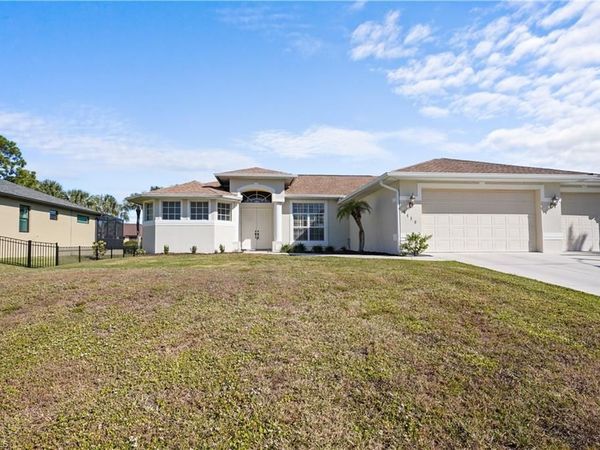 6430 P G A DR, NORTH FORT MYERS, FL 33917
