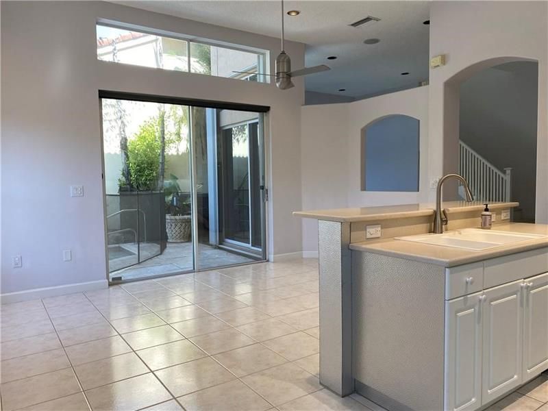 1940 Sweetbay Way, Hollywood, FL 33019 Photo