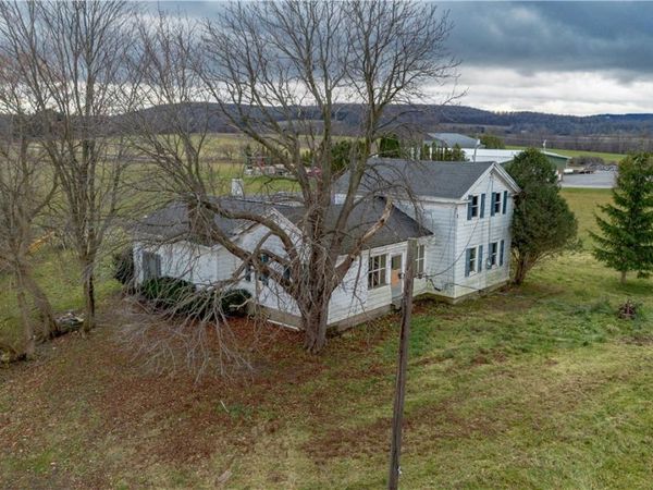 8376 US-20, Pompey, NY 13104