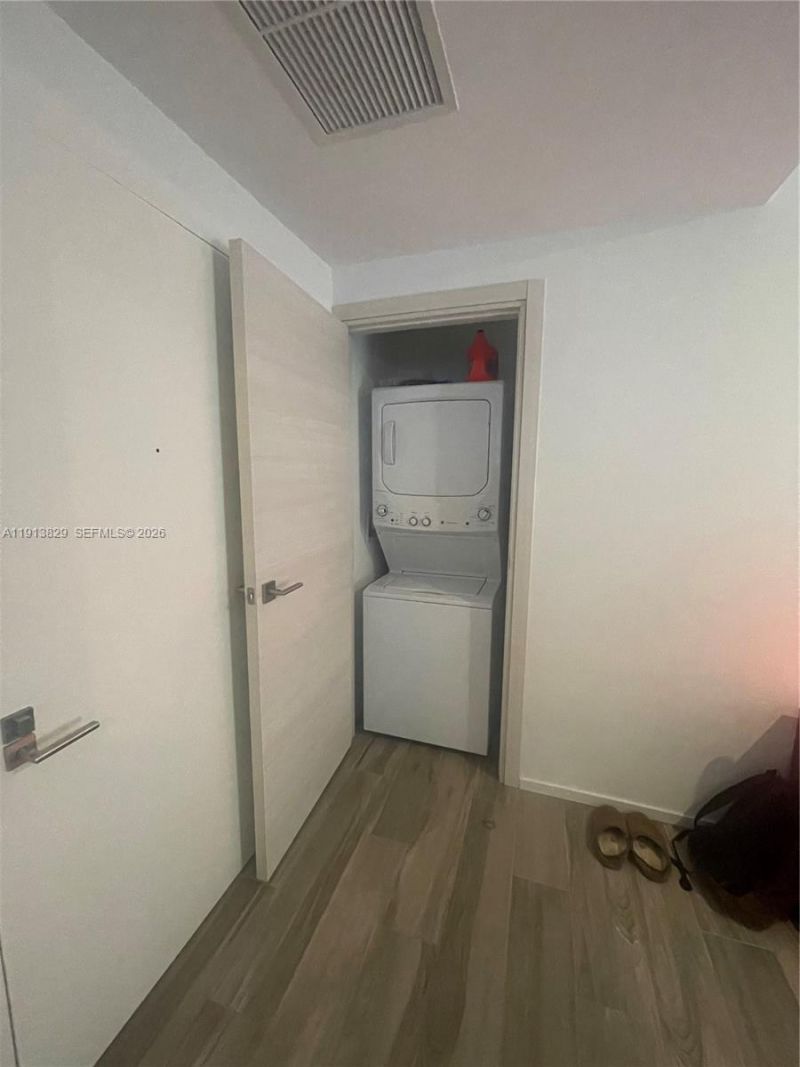 801 S Miami Ave, Unit 2207, Miami, FL 33130 Photo