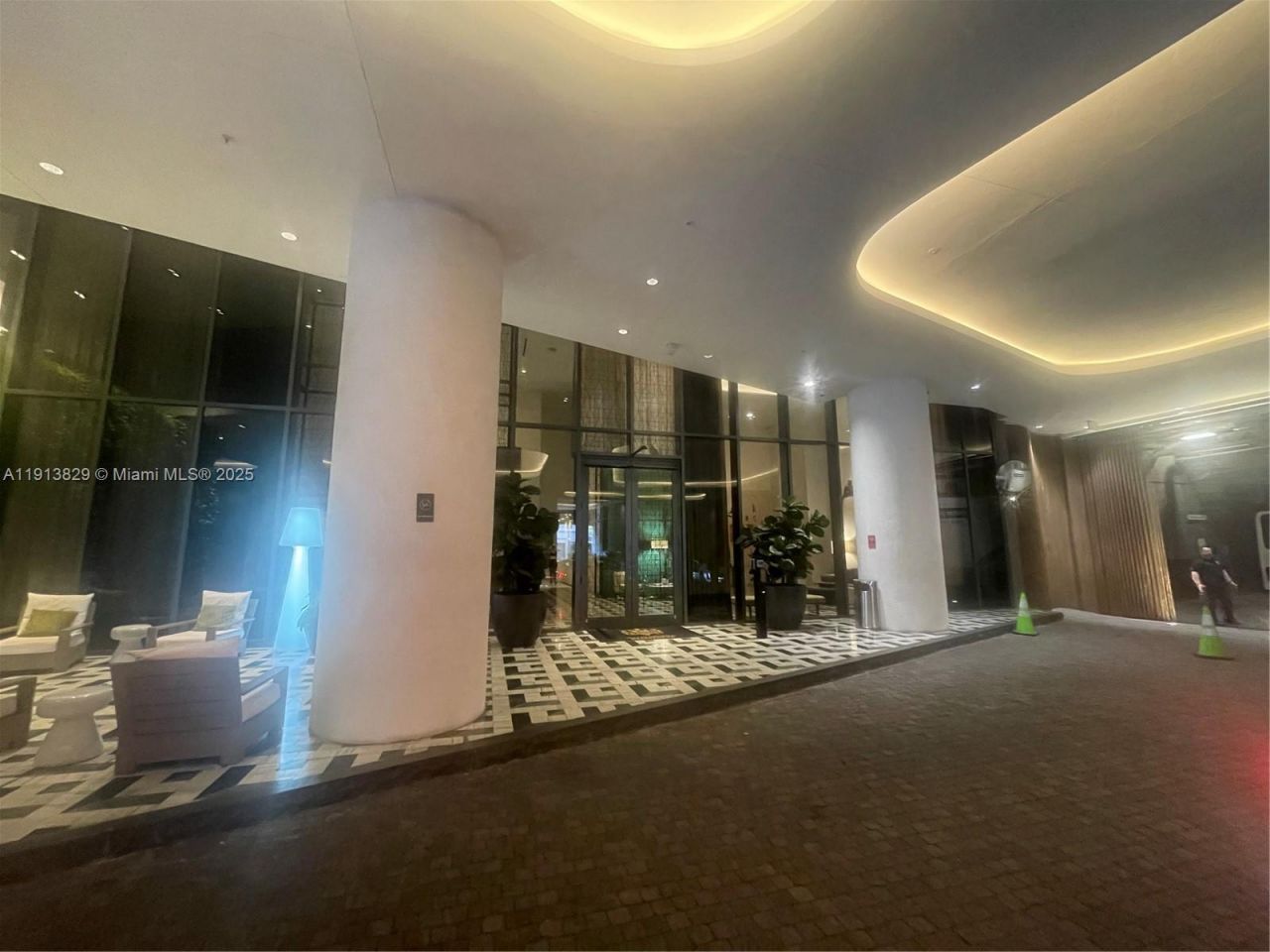 801 S Miami Ave, Unit 2207, Miami, FL 33130 Photo