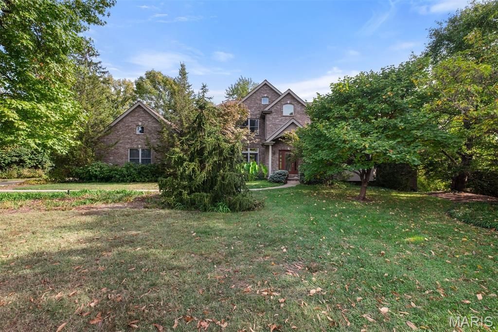 21 Ramsgate Drive, Olivette, MO 63132 Main Photo