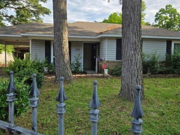 6409 Oak Valley Drive, Shreveport, LA 71119