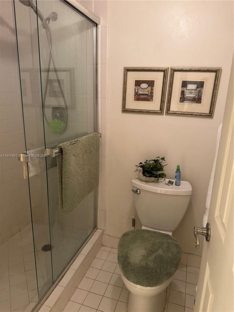 9781 Sunrise Lakes Blvd, Unit 202, Sunrise, FL 33322 Photo