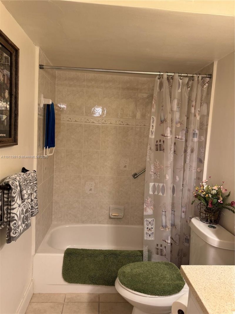 9781 Sunrise Lakes Blvd, Unit 202, Sunrise, FL 33322 Photo