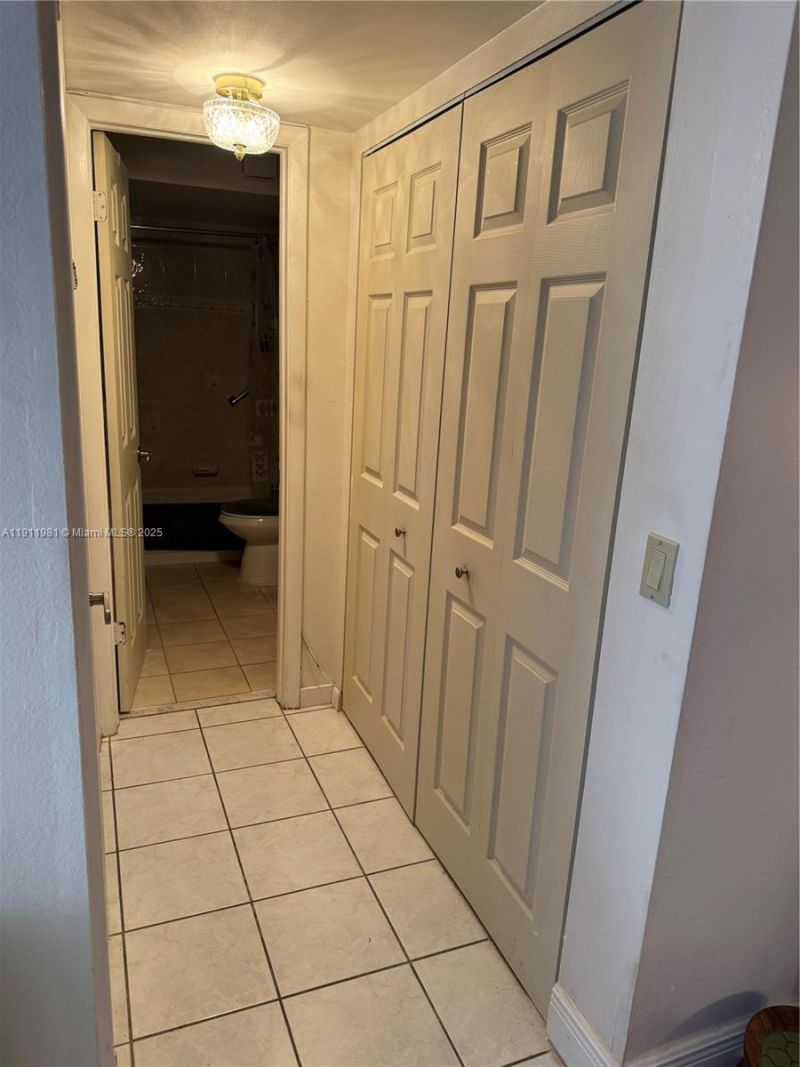 9781 Sunrise Lakes Blvd, Unit 202, Sunrise, FL 33322 Photo