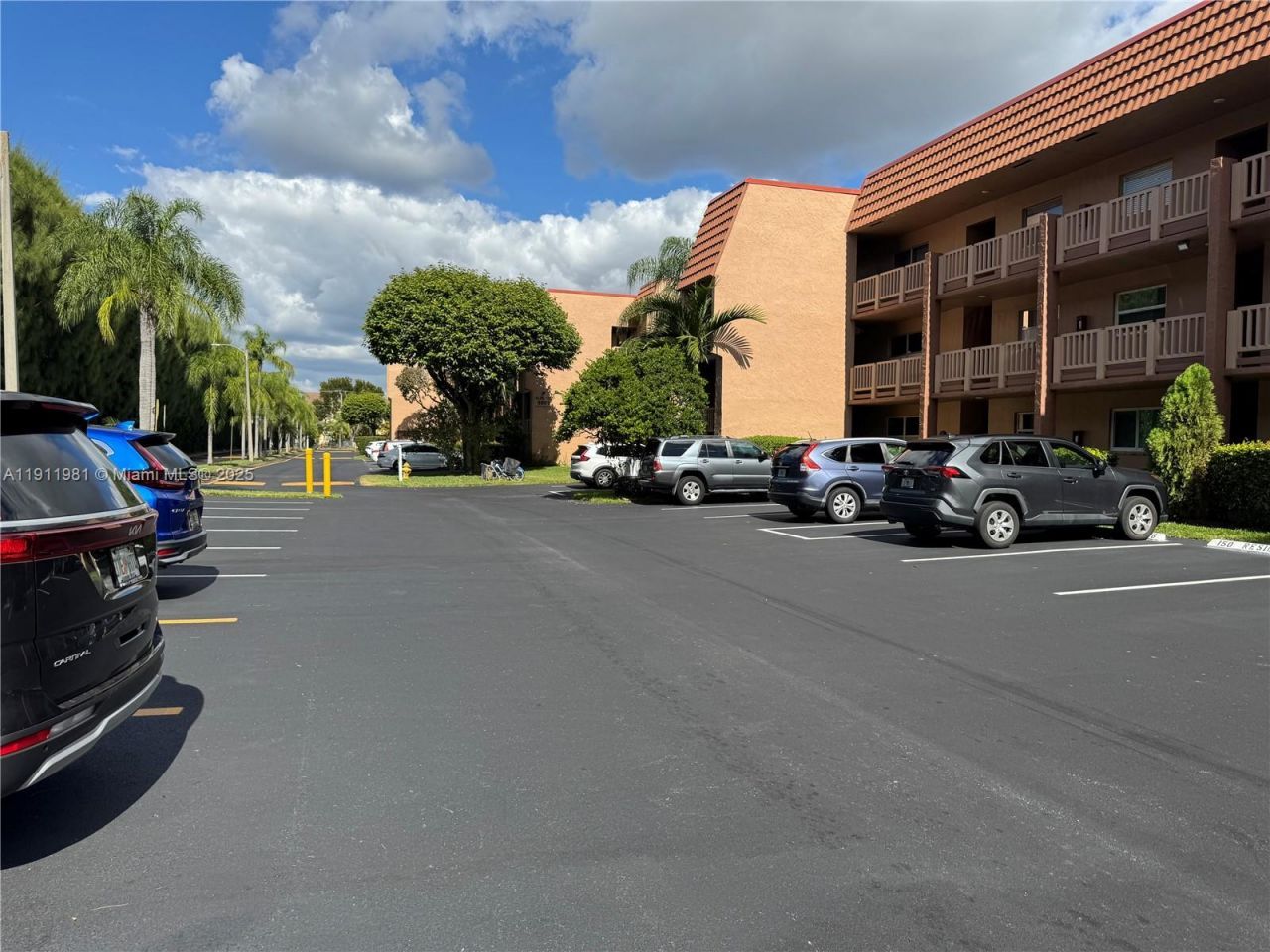 9781 Sunrise Lakes Blvd, Unit 202, Sunrise, FL 33322 Photo