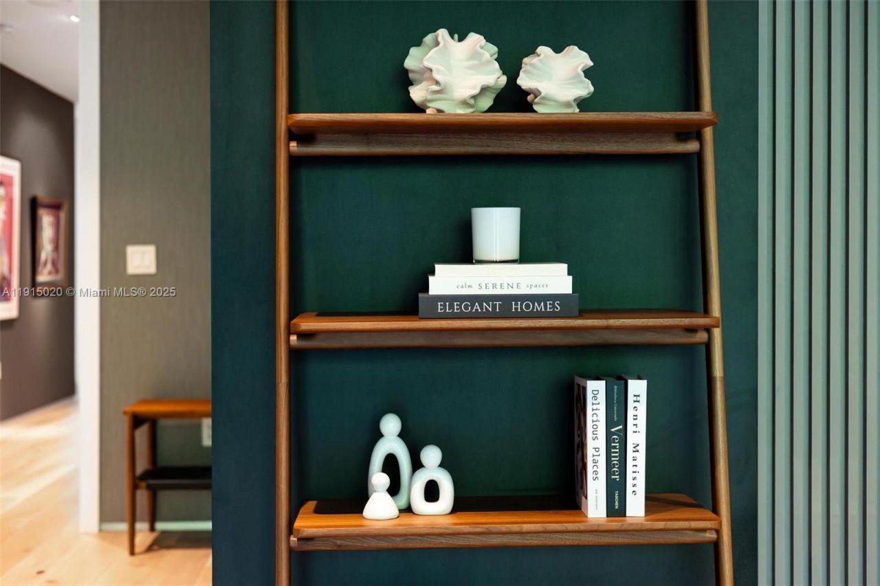 77 SW 18th Terrace, Unit N/A, Miami, FL 33129 Photo