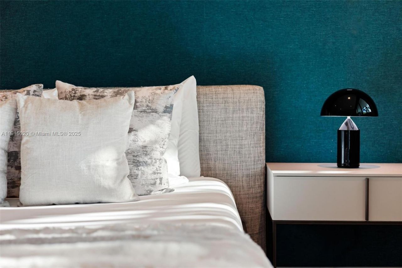 77 SW 18th Terrace, Unit N/A, Miami, FL 33129 Photo