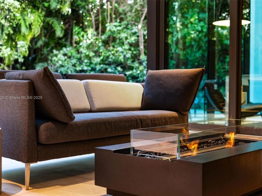Property Image 76