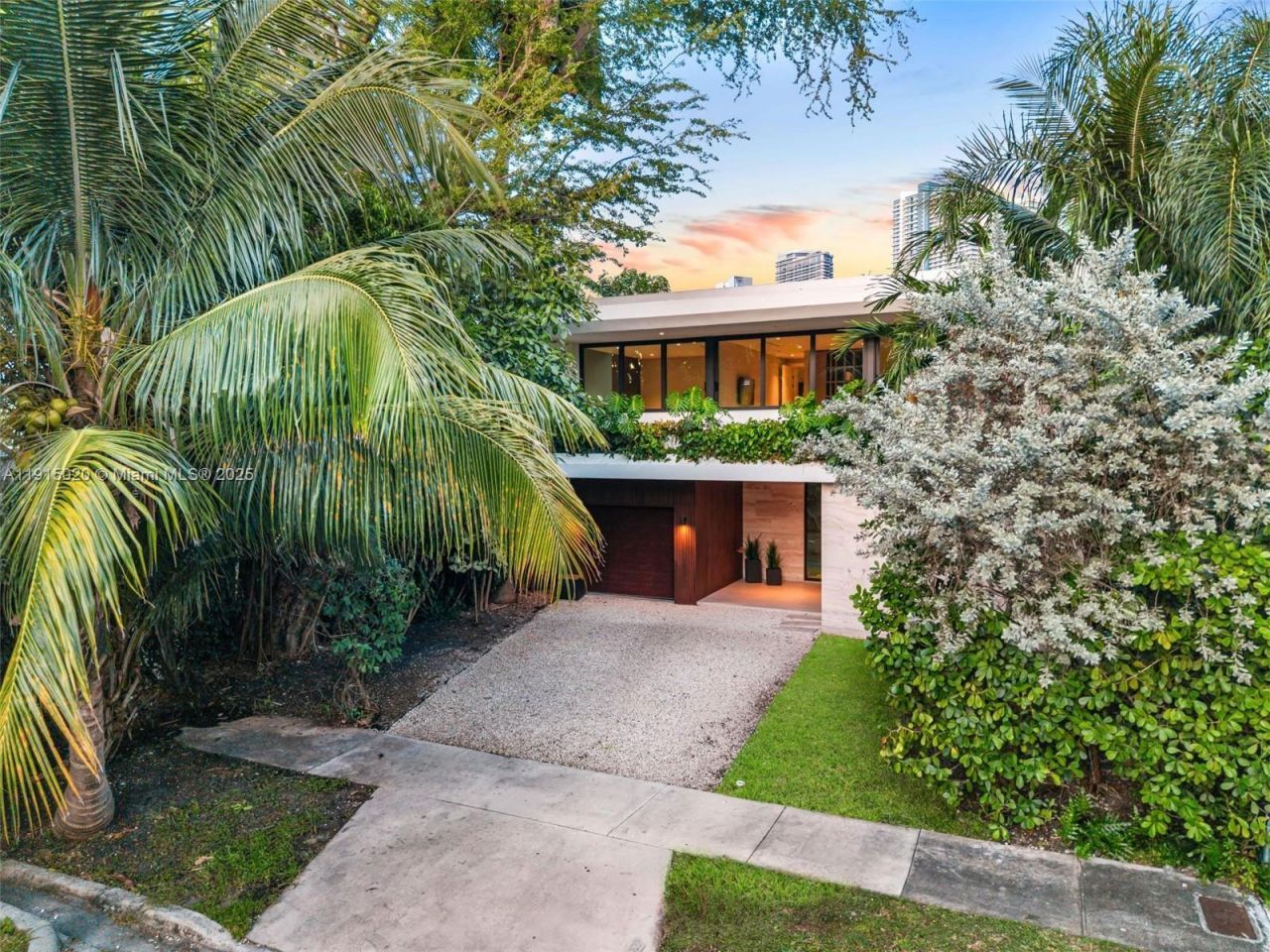 77 SW 18th Terrace, Unit N/A, Miami, FL 33129 Photo