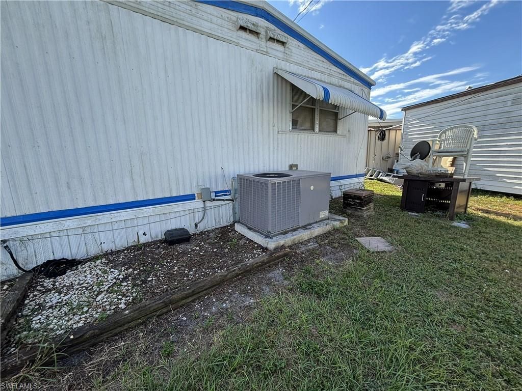 123 Torch Ln, North Fort Myers, FL 33917 Photo