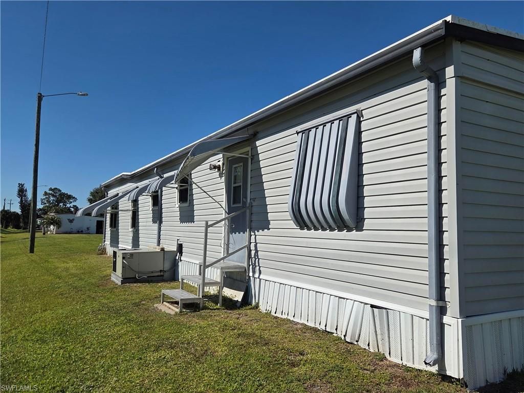 841 Winterest Dr, North Fort Myers, FL 33917 Photo