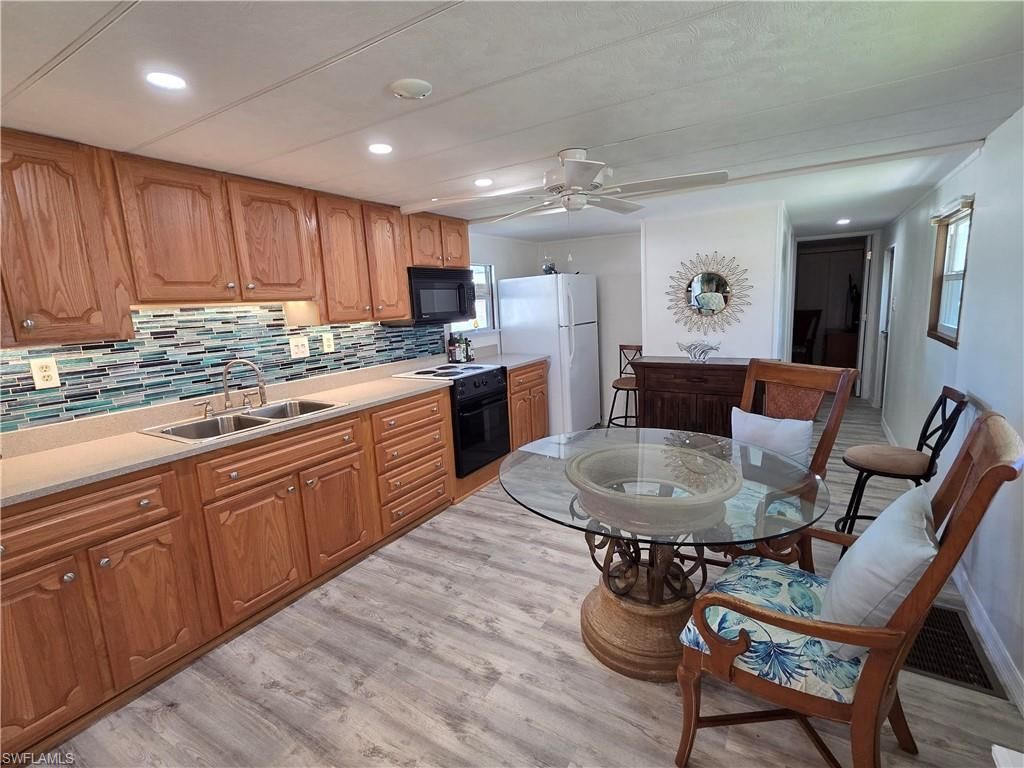 841 Winterest Dr, North Fort Myers, FL 33917 Photo