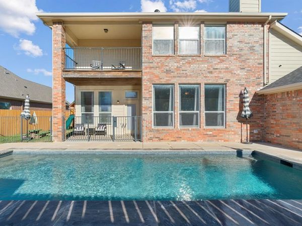 812 Sugar Hill Avenue, Cleburne, TX 76033