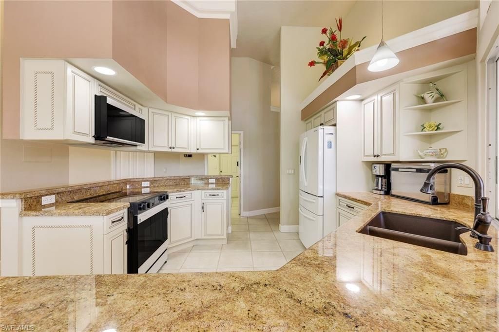 28071 Winthrop Cir, Bonita Springs, FL 34134 Photo