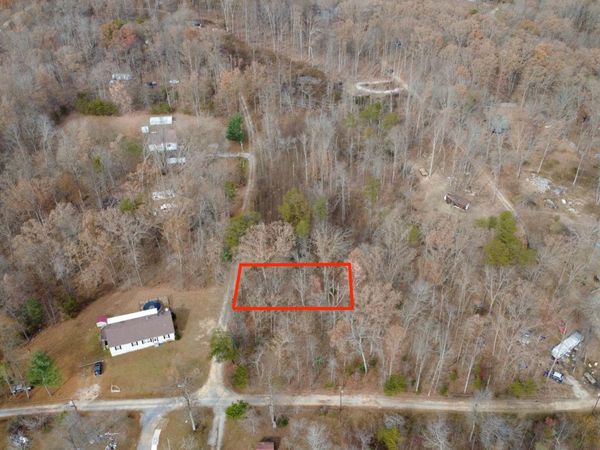 11 Tresa St, Crossville, TN 38572