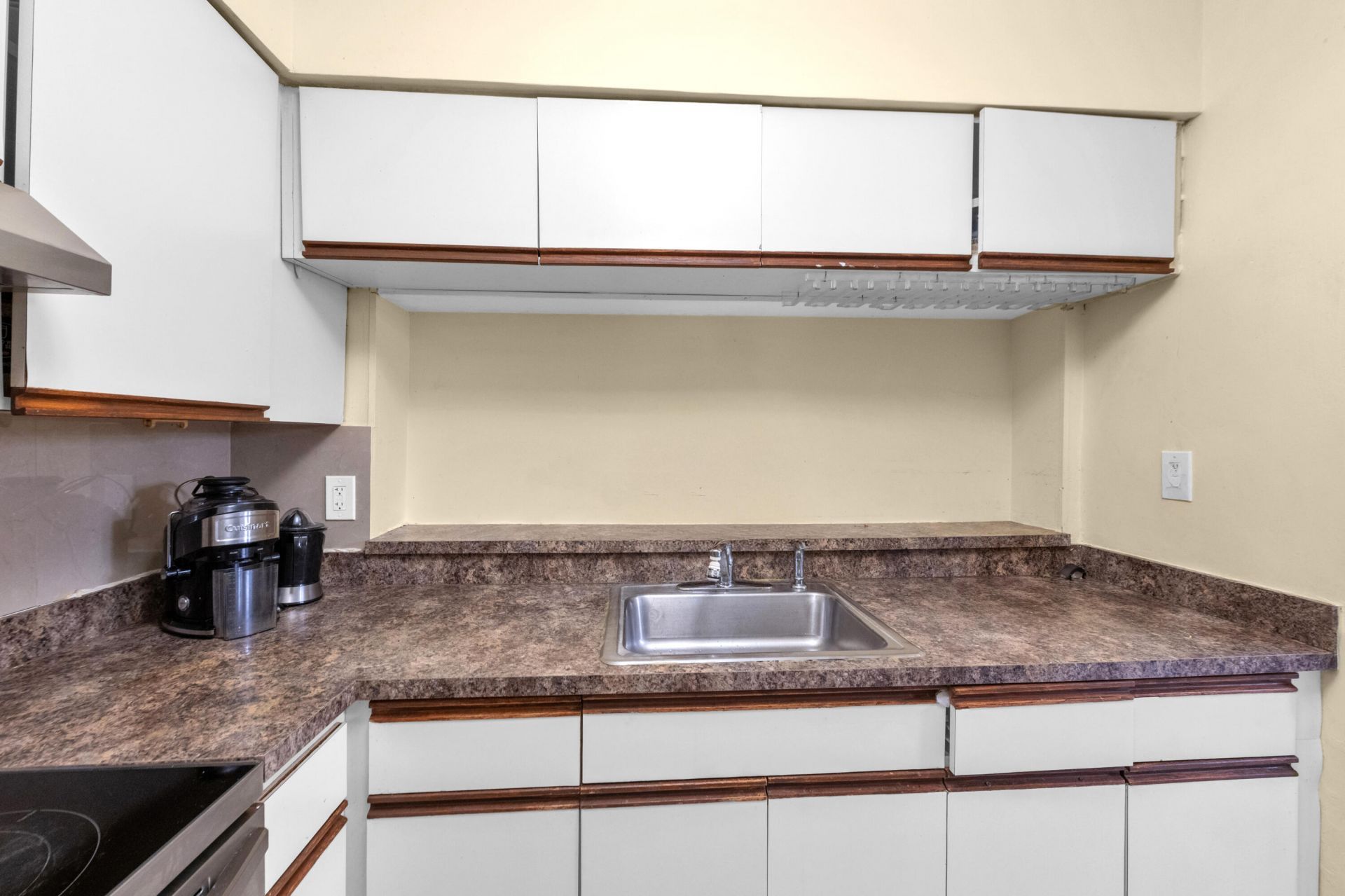 7050 Raleigh Street, Hollywood, FL 33024 Photo