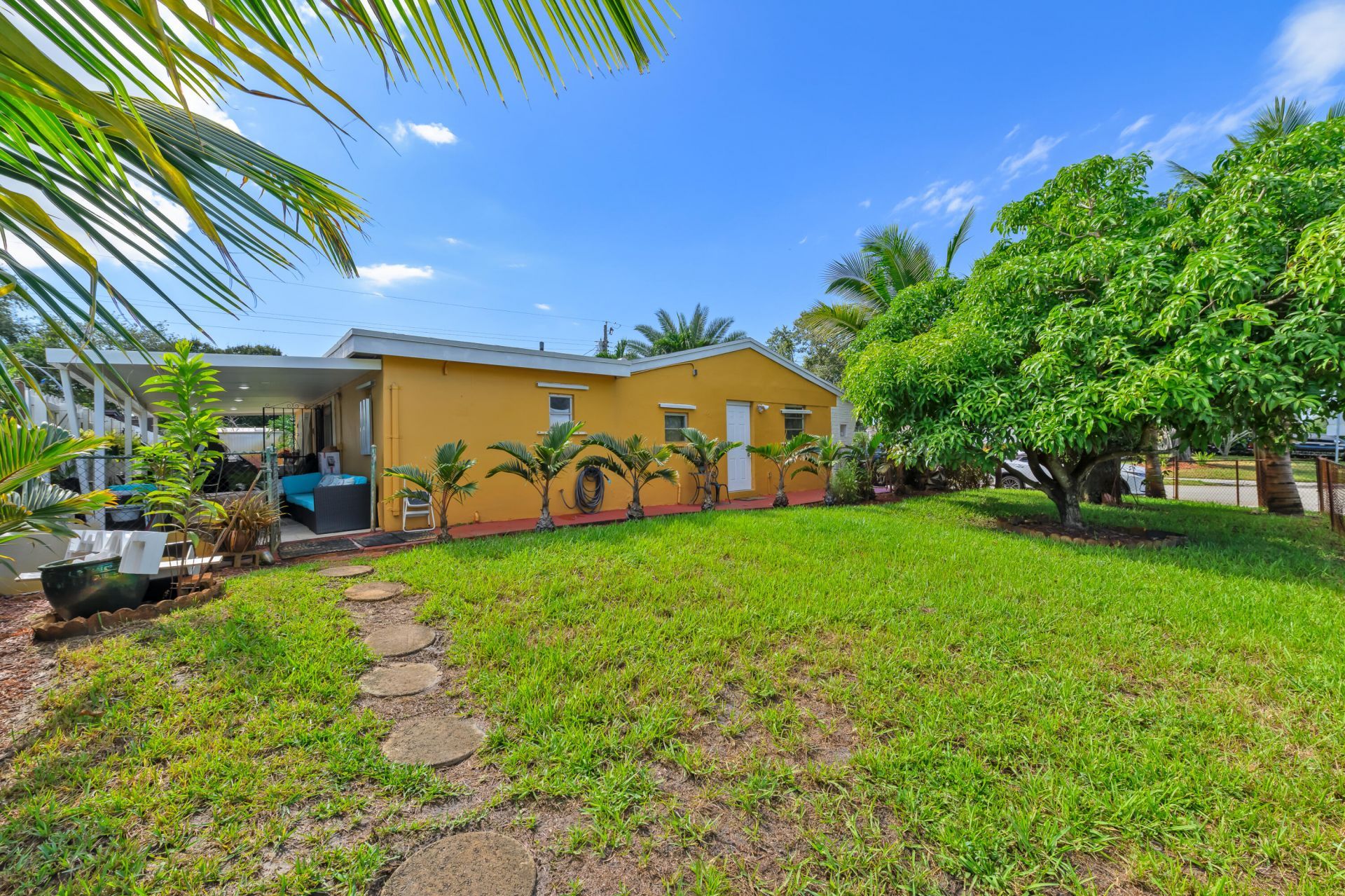 7050 Raleigh Street, Hollywood, FL 33024 Photo