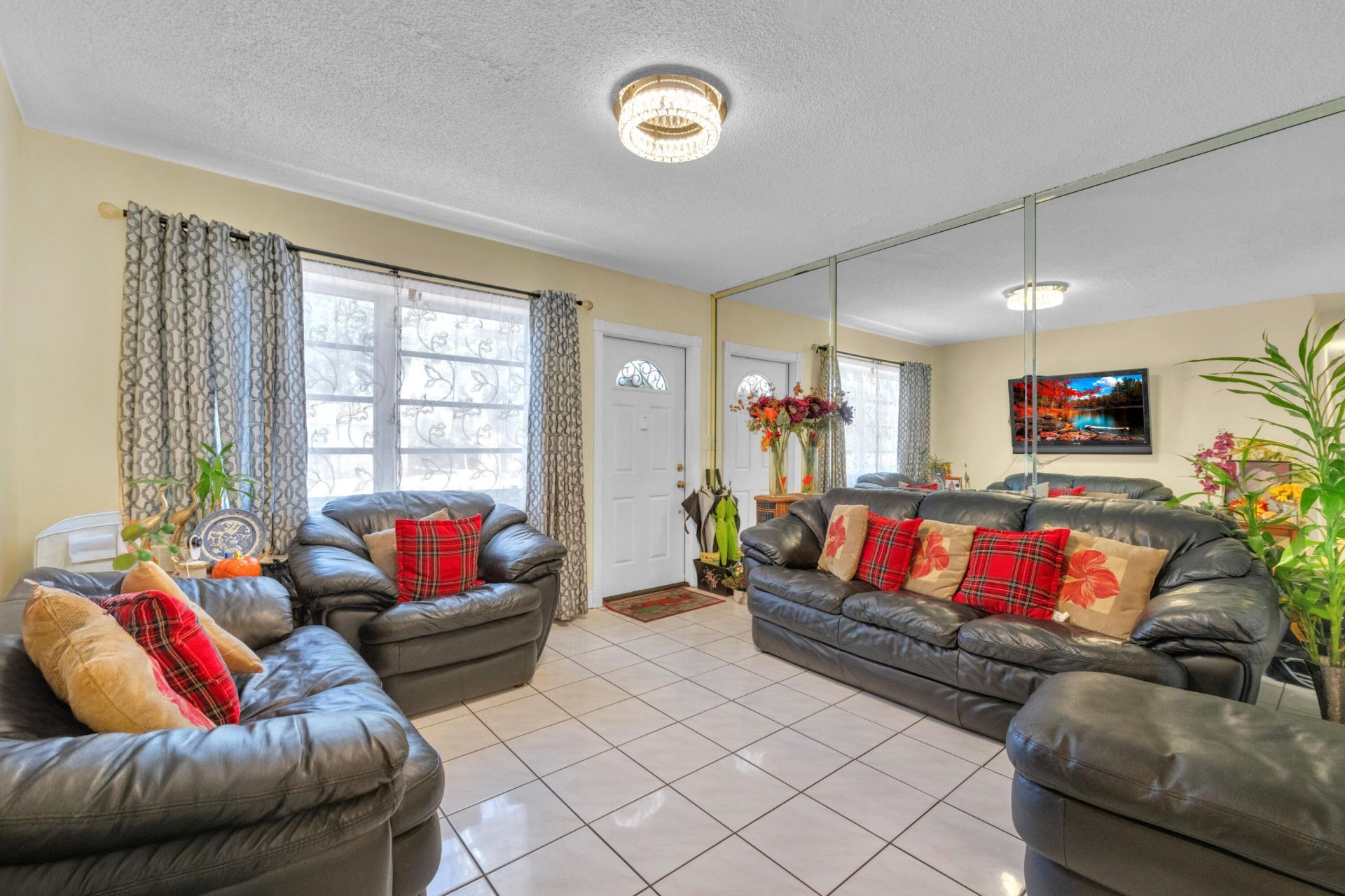 7050 Raleigh Street, Hollywood, FL 33024 Photo