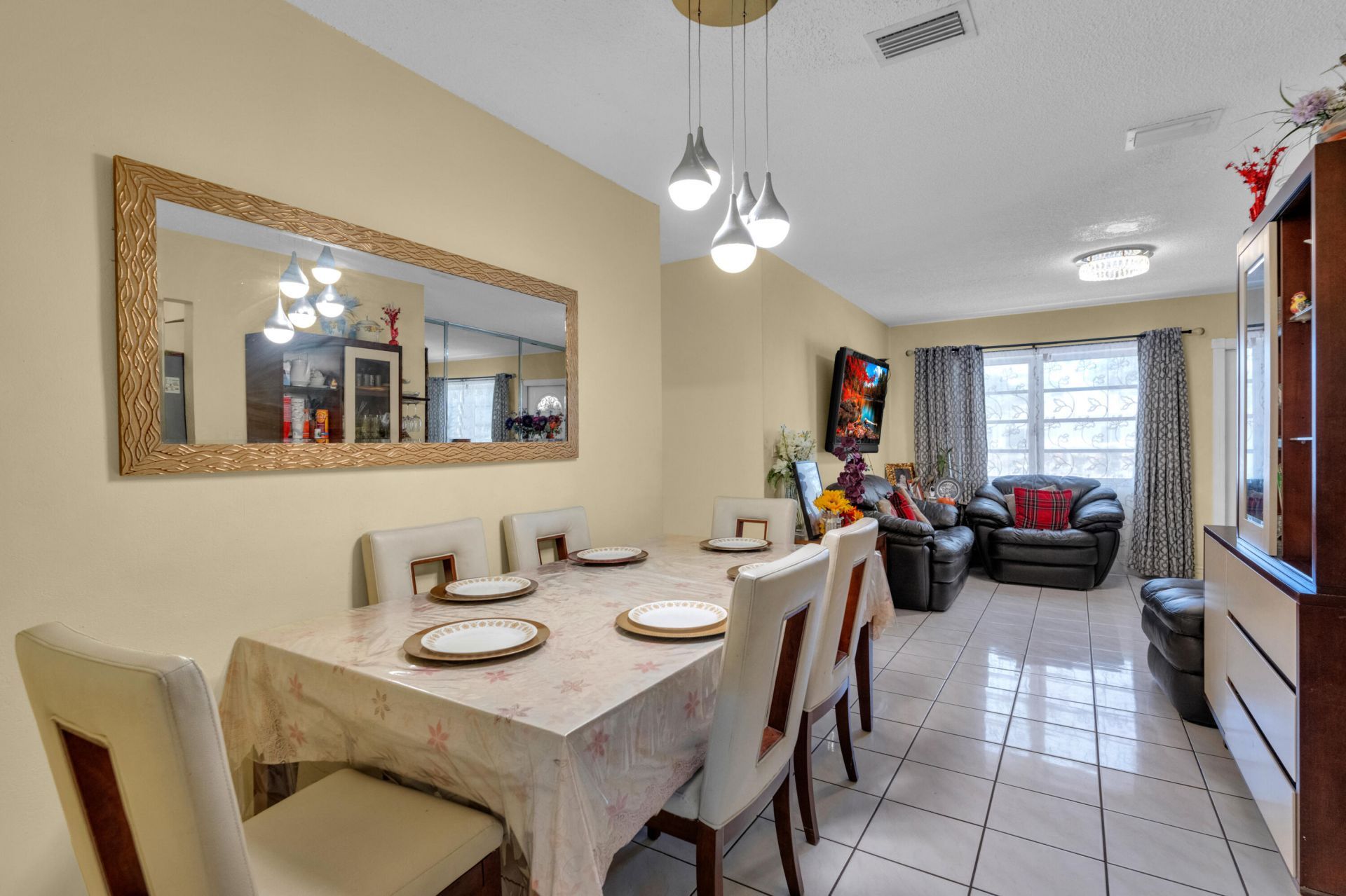 7050 Raleigh Street, Hollywood, FL 33024 Photo