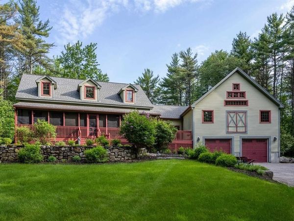 34 Mirror Lake Drive, Tuftonboro, NH 03853