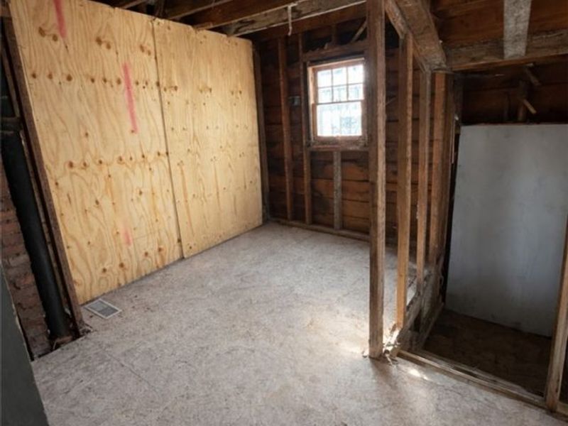 18120 Olympia Road, Cleveland, OH 44112 Photo 7