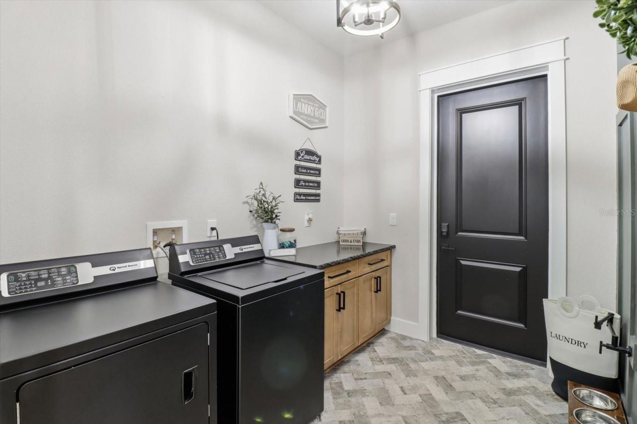 330 Highway 40 E, Inglis, FL 34449 Photo