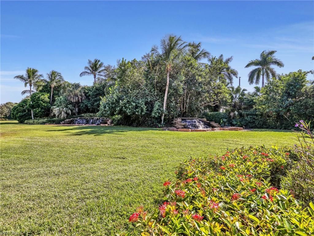 8060 Players Cove Dr, Unit 101, Naples, FL 34113 Photo