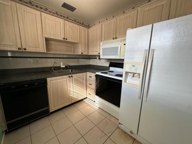 2600 SE Ocean Boulevard, Unit O10, Stuart, FL 34996 Photo