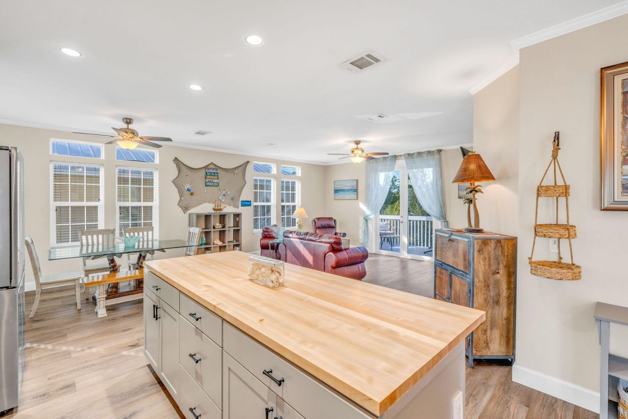 29523 Enterprise Avenue, Big Pine Key, FL 33043 Photo