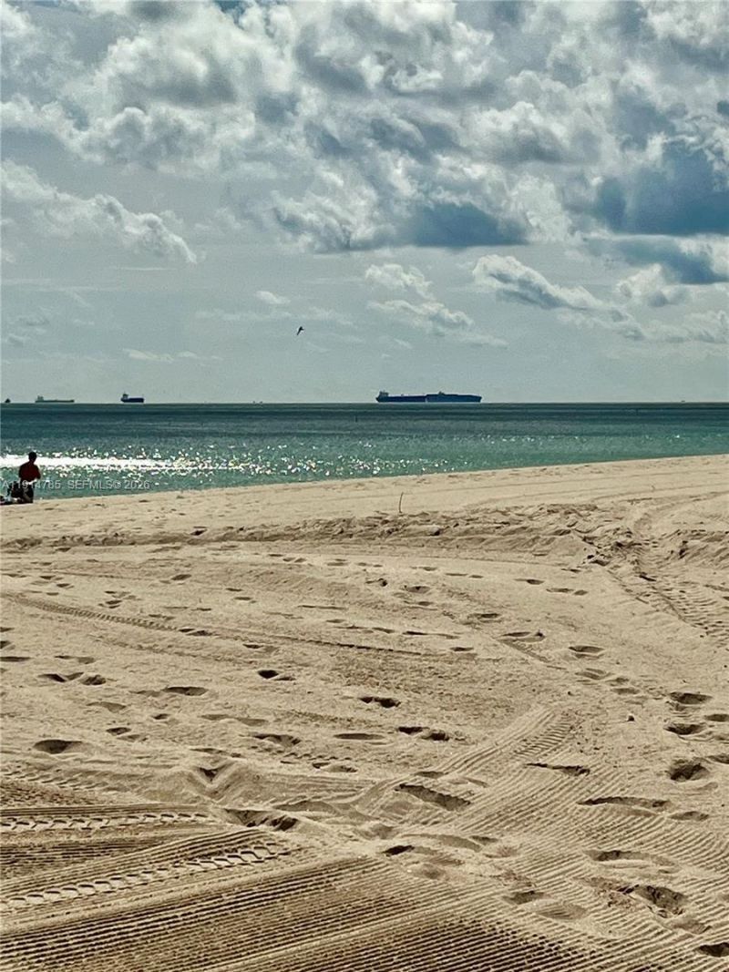 5208 NE 24th Ter, Unit F109, Fort Lauderdale, FL 33308 Photo