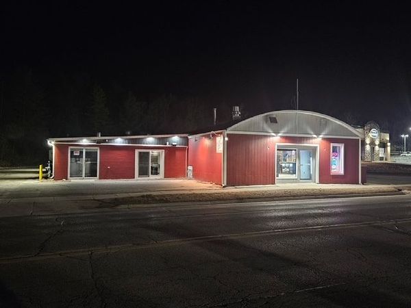 405 N Lake Avenue, Twin Lakes, WI 53181