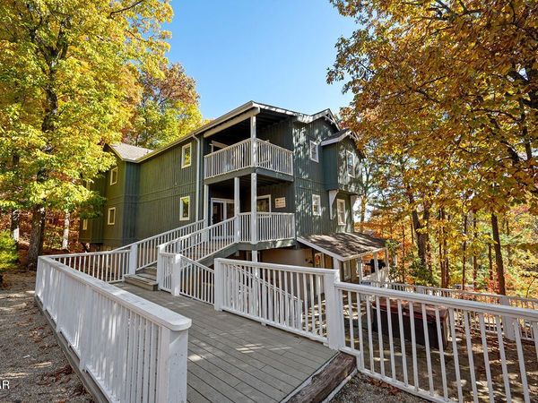1106 Tanrac Trail, Gatlinburg, TN 37738