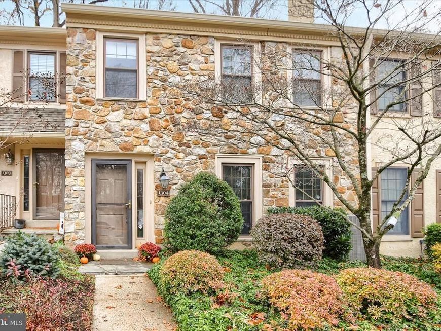 1304 Weatherstone Drive, Unit 1304, Paoli, PA 19301 Main Photo