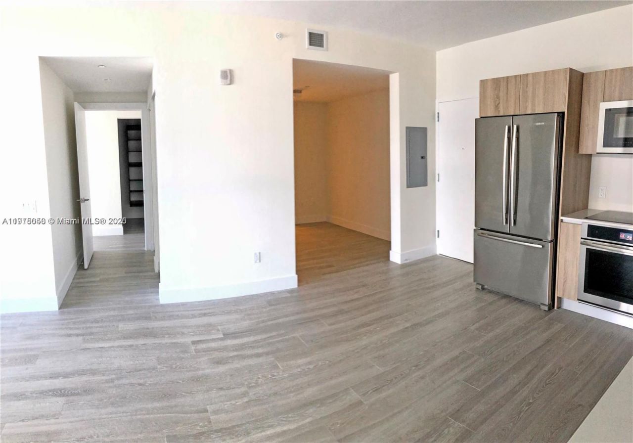 2960 NE 207th St, Unit 1006, Aventura, FL 33180 Photo