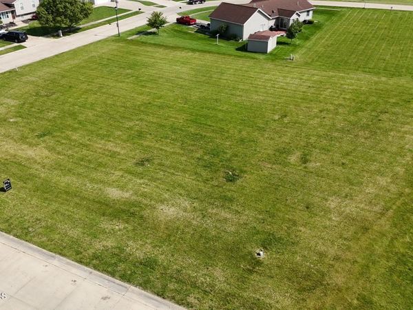 650 E Stevenson Street , Gibsonburg, OH 43431