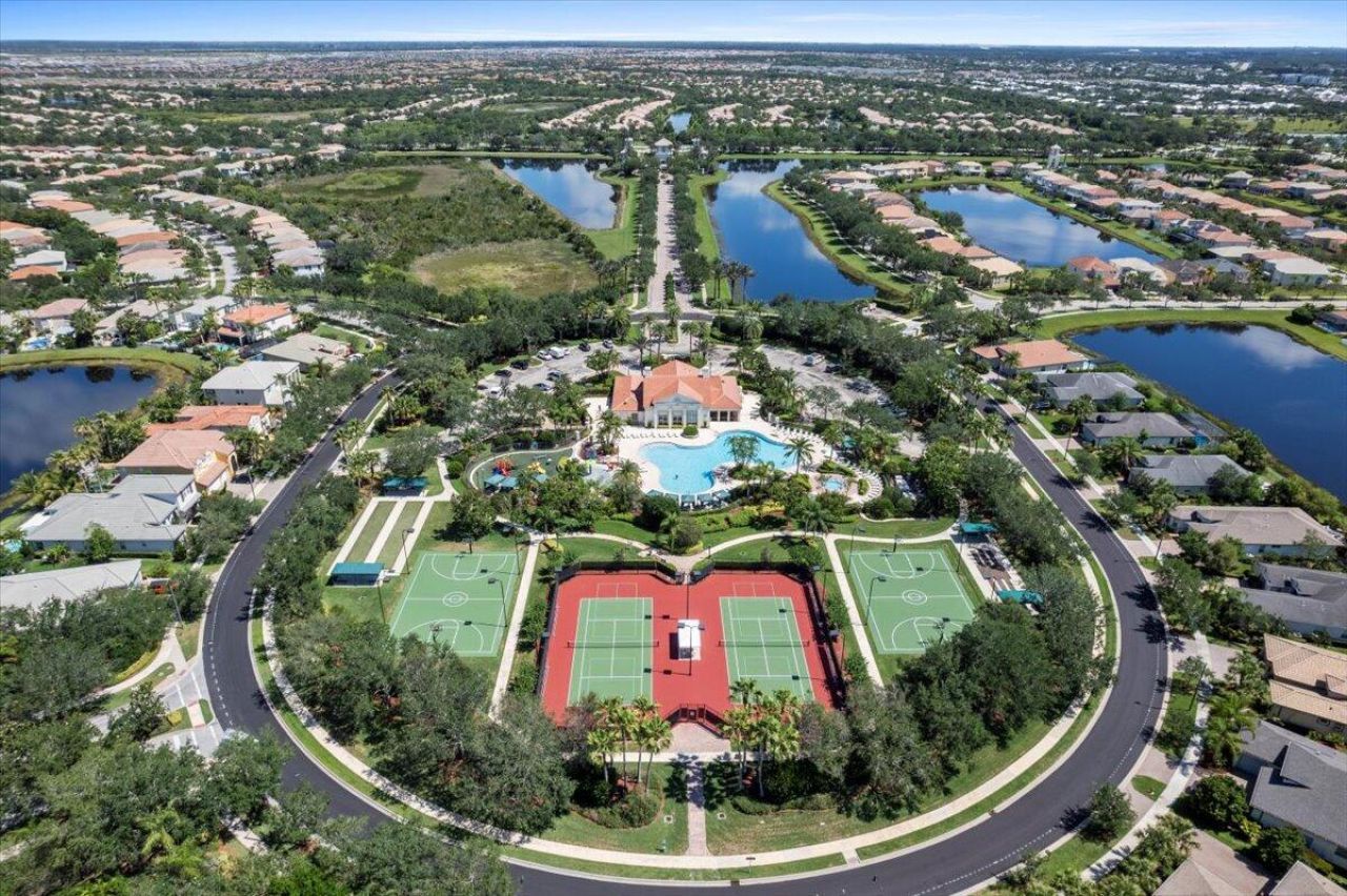 12842 SW Lake Fern Circle, Port Saint Lucie, FL 34987 Photo