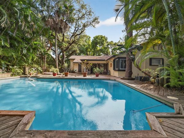 1711 SW 30th Place, Fort Lauderdale, FL 33315